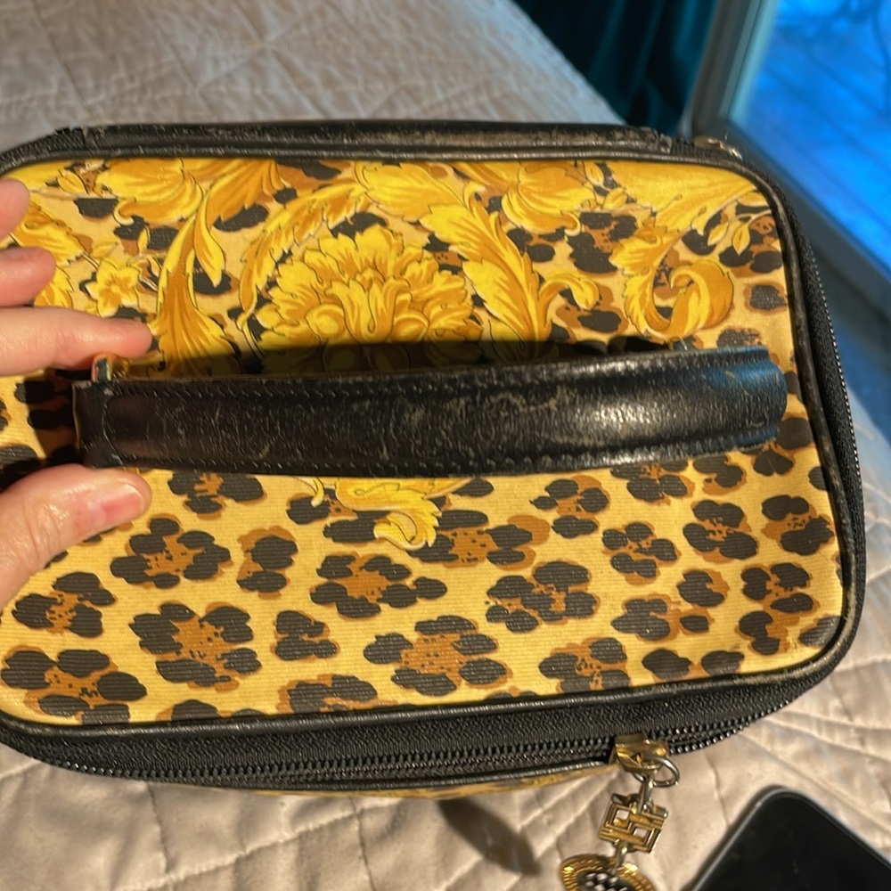 Gianni Versace Makeup Train Case - image 8